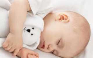 Нужно ли будить новорожденного на кормление